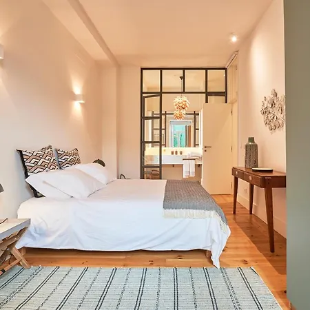 New!luxury Portuguese Design Apt By The River-3br! Apartman *