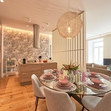 New!luxury Portuguese Design Apt By The River-3br! Apartman Lisboa
