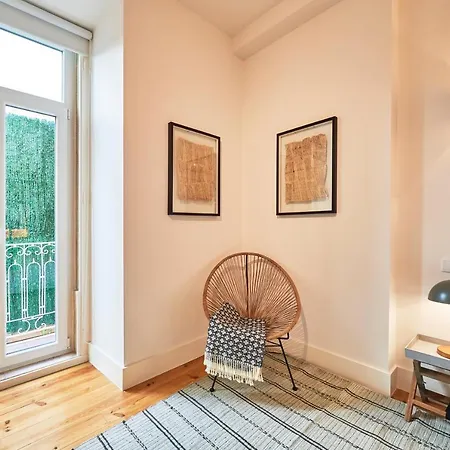 New!luxury Portuguese Design Apt By The River-3br! Apartamento