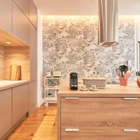 New!luxury Portuguese Design Apt By The River-3br! *