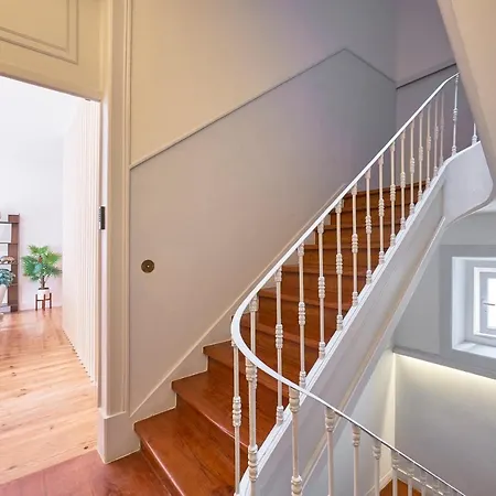 New!luxury Portuguese Design Apt By The River-3br! Lissabon