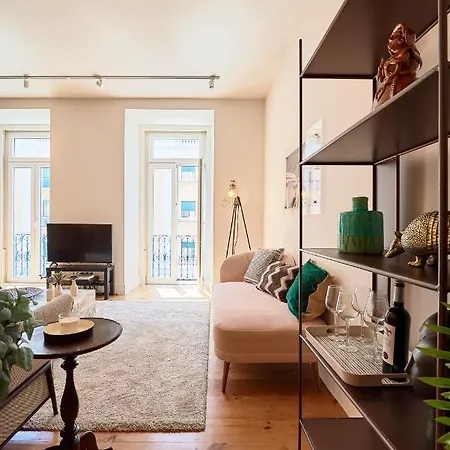 New!luxury Portuguese Design Apt By The River-3br!