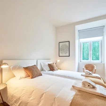 Apartment New!luxury Portuguese Design Apt By The River-3br! *